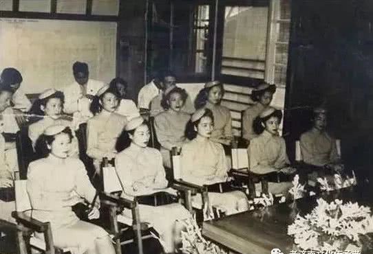 肯定|民国时期的空姐。全国不到30人,你肯定未曾见过她们的优雅风情