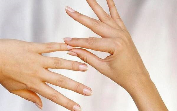 小拇指|动动小拇指，每天5分钟，补肾安神，失眠少了，白头发也少了！