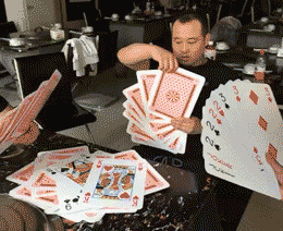 |搞笑GIF趣图:哥们做的有点过分，估计又要单身了