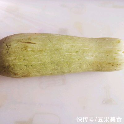 干扰素|#夏日开胃餐#煎西葫芦鸡蛋卷子