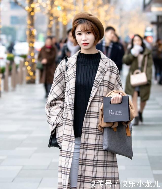 有气质 优美的大衣穿搭简洁大气,让你看起来更加的挺拔有型