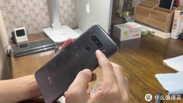 烧屏|【开箱】捡了6台lg v40，500元以下综合性价比不错除了信号和系统