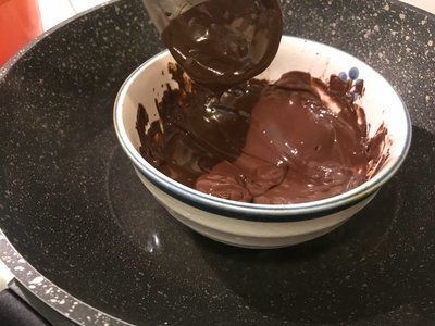 用油|巧克力饼干别再买着吃了,不用水不用油,而且不用烤,在家就能做