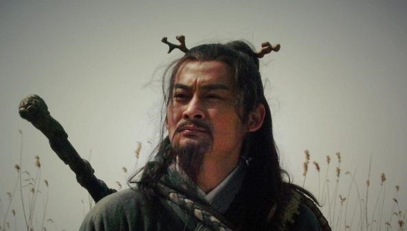 四大名著#晁盖不愿意传位给宋江,是因为心中已有人选,但是此人太过软弱!