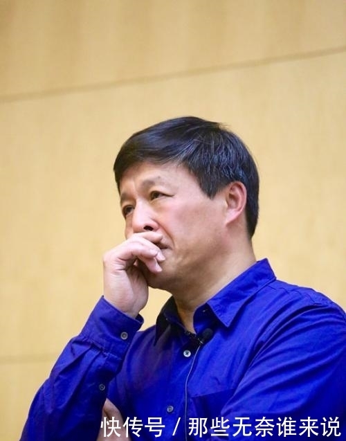 诗人石琴词精选5首:谁是赏花人,未留探花步\",\"i10\":\"每日好诗词|辛德勇: 当历史干巴成理论,就不好玩了