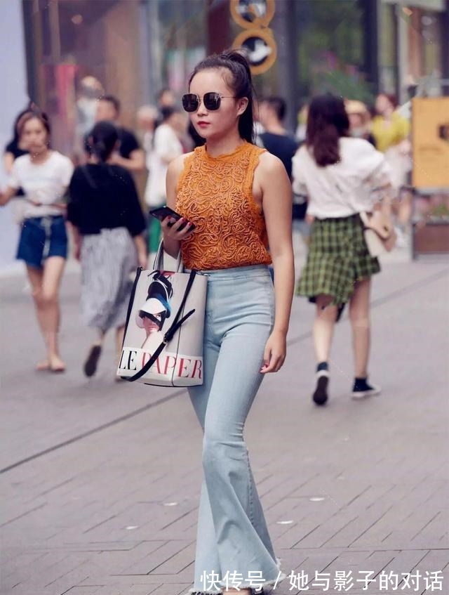 美女 “腿粗”的穿搭技巧,必须贴合实际,不然“翻车”也是迟早的事!