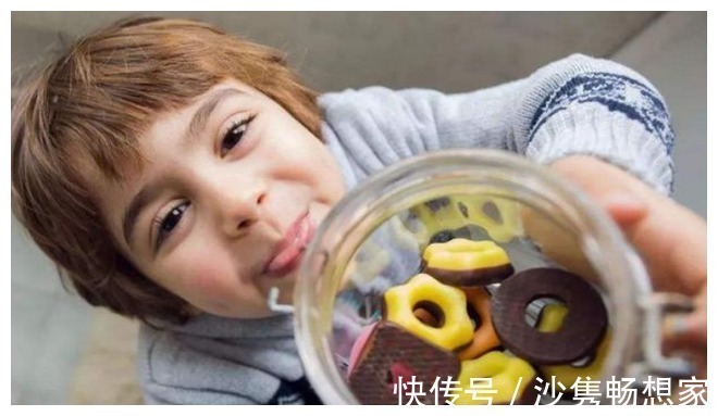 孩子|吃一顿等于吃8个塑料袋,家长却经常让孩子吃,儿科主任胡闹