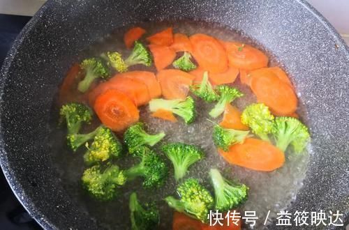 补钙|侄子最爱吃早餐饼,每周三次,补钙促发育,16岁身高185,了解下