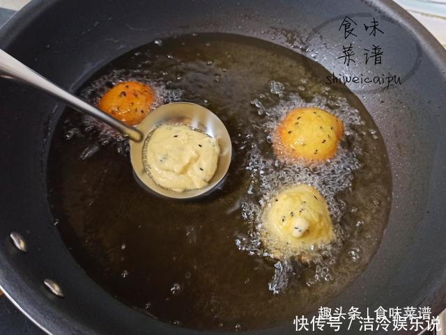 做法|家中有玉米面的试一试此做法,外酥里嫩,营养又解馋,比油条好吃