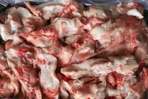 猪肉营养丰富，但这几个部位最好不要吃！