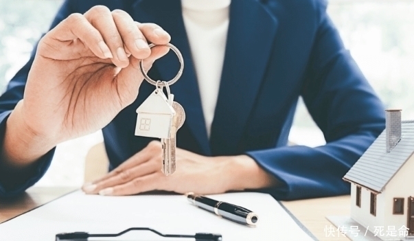 购房者|办完房产证要注意:三样东西比房产证还重要,以免房子拱手送人