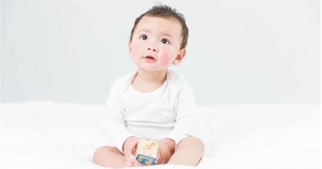 解决|孩子哭闹哄不好,别掉入他埋的坑,聪明的家长第一步都会这样做