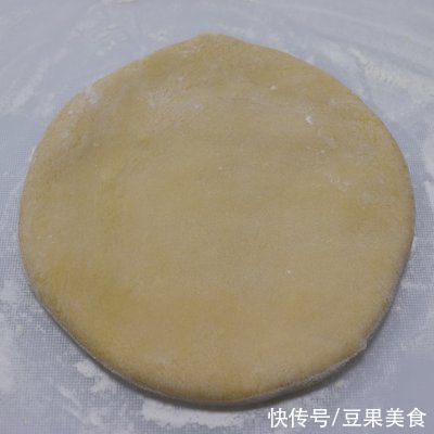 学会手工鸡蛋面,解锁正宗味儿