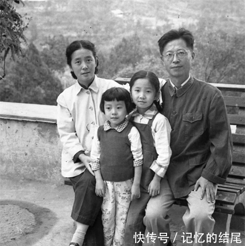 孙浩然$《雷雨》中的混乱家庭,实则是曹禺的真实人生,生活远比话剧狗血