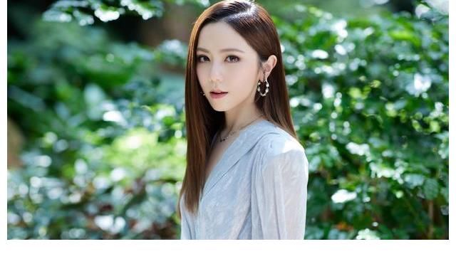 邓紫棋|《明日之子5》导师曝光，王源邓紫棋加盟，但李雪琴是认真的吗？