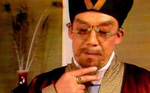 爱上你|王熙凤为何说贾琏爱上了鸳鸯你看看贾琏为鸳鸯做了啥事