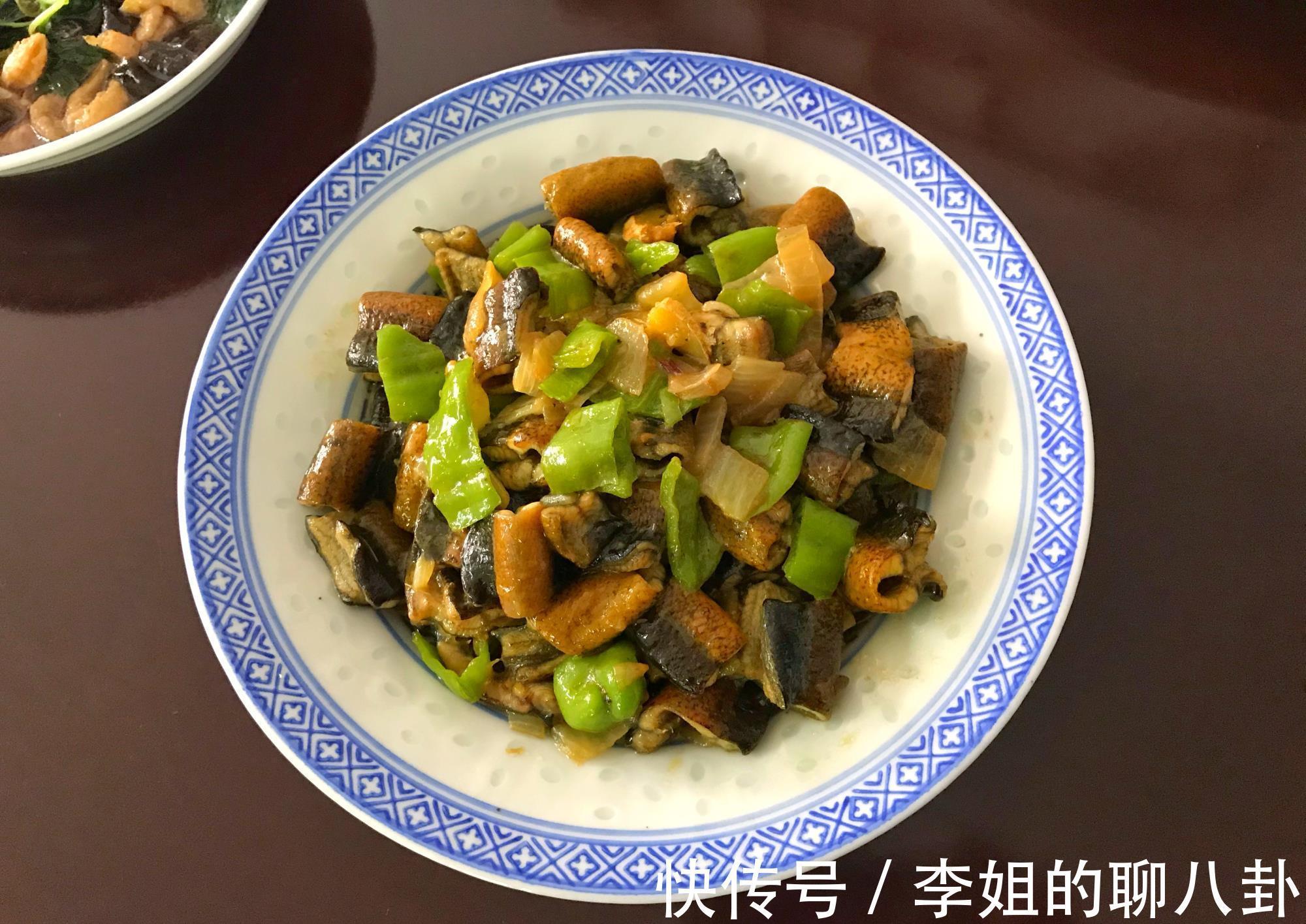 精致|三个人的晚餐4菜1汤,不精致但有营养,应季而食,吃得舒心不浪费