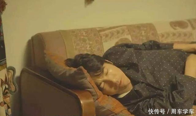 饭菜|“你咋都吃光了,没给我留饭”妈妈喂饱孩子后的一幕,扎心了!