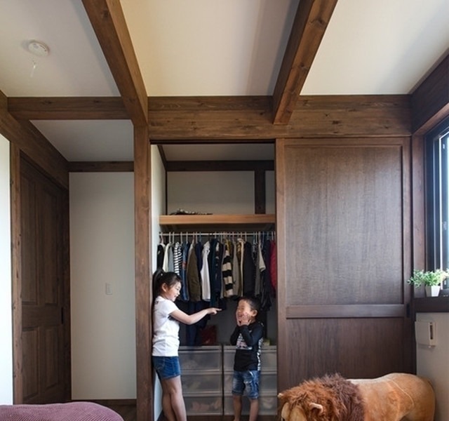 壁橱|卧室不要再做衣柜，学习日本人做“壁橱”，收纳力强又好用