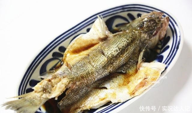 清蒸鱼,鲜嫩好吃不长肉,花几分钟学会,以后就是自己的拿手好菜!