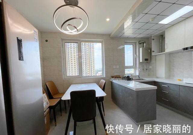 电视墙|98平新房，全屋花很多心思设计，电视墙漂亮上档次，很多人都喜欢