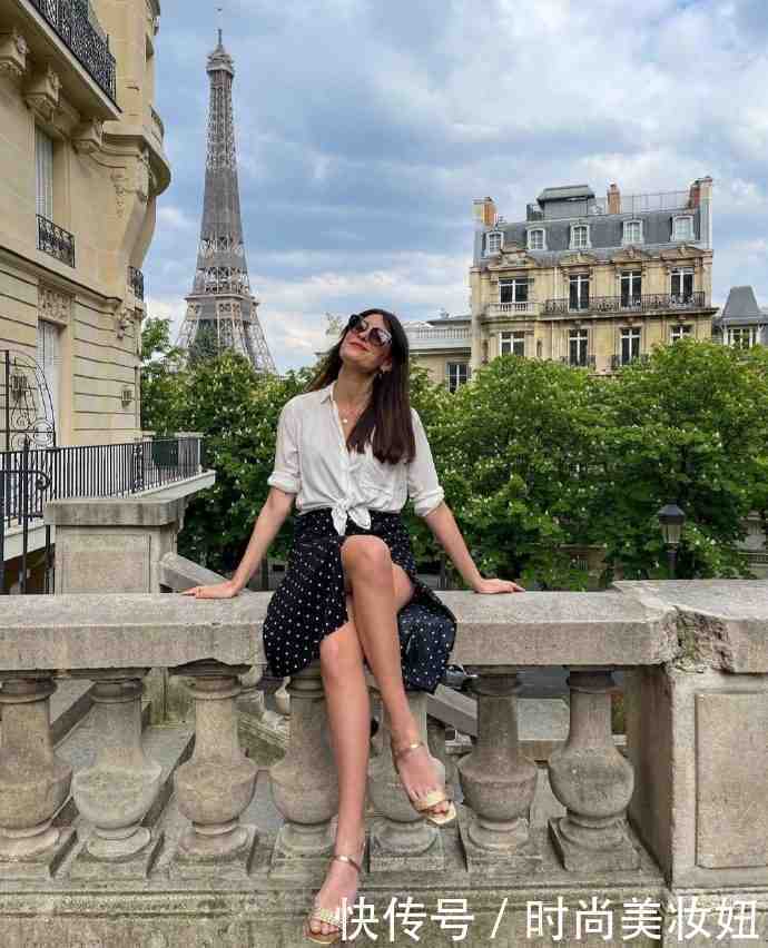 亮色系|女人过了30岁，穿衣要有质感，极简浪漫法式穿搭，照着穿美翻了