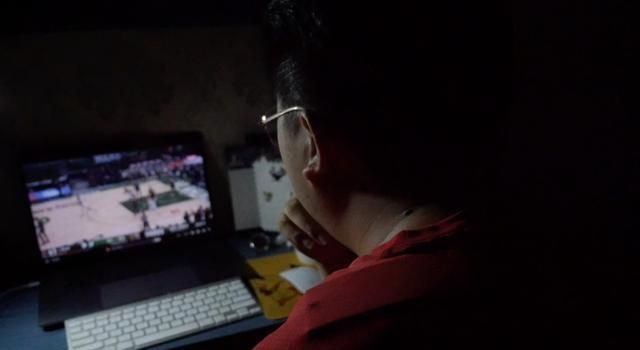 一套开启创业回忆的「球鞋礼盒」,adidas X WEN鞋评专属限定开箱