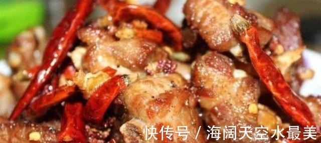 每年过节常见的几道菜，招待亲朋就不用去饭店了，好吃不贵有面子