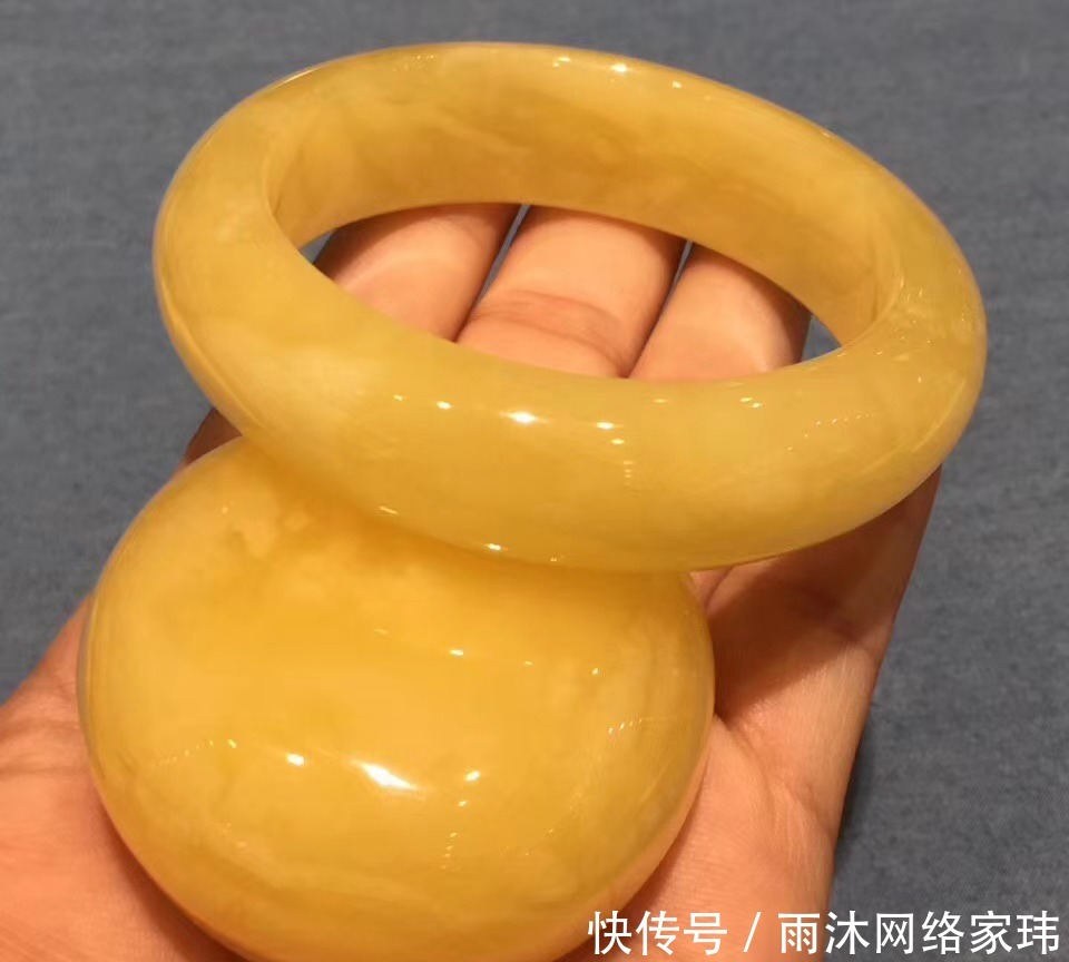 蜜蜡|收藏蜜蜡怎么选?想收藏琥珀蜜蜡的快来看看