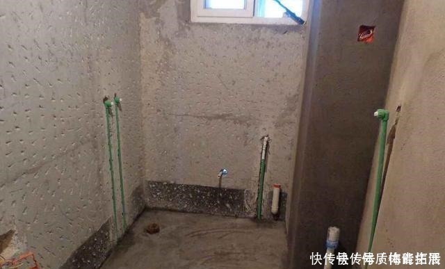 管道|卫生间别再用砖包立管了,太占地方,都这样做,隔音又省空间!