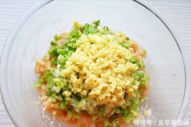 萝卜馅饺子有水怎么办焯水就错了,加点它萝卜不出水不变味