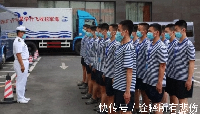 李亚诺|7年前,李亚诺花16万锯断骨头,只为长高7厘米,手术后怎样了?