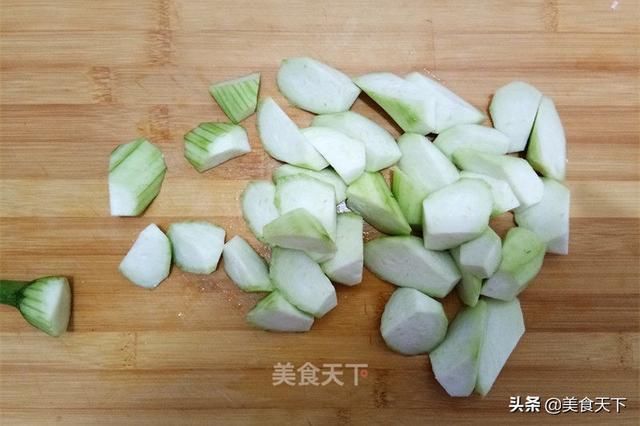 吃了30年丝瓜，这种做法最营养！只要5分钟，鲜味十足可口下饭