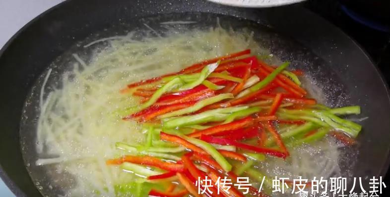 凉拌土豆丝|凉拌土豆丝,爽口开胃,下酒又下饭,做法超简单