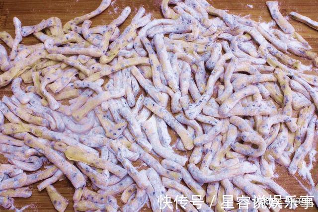 面粉|一碗面粉，三个鸡蛋，教您在家做沙琪玛，零添加还好吃，不用买了