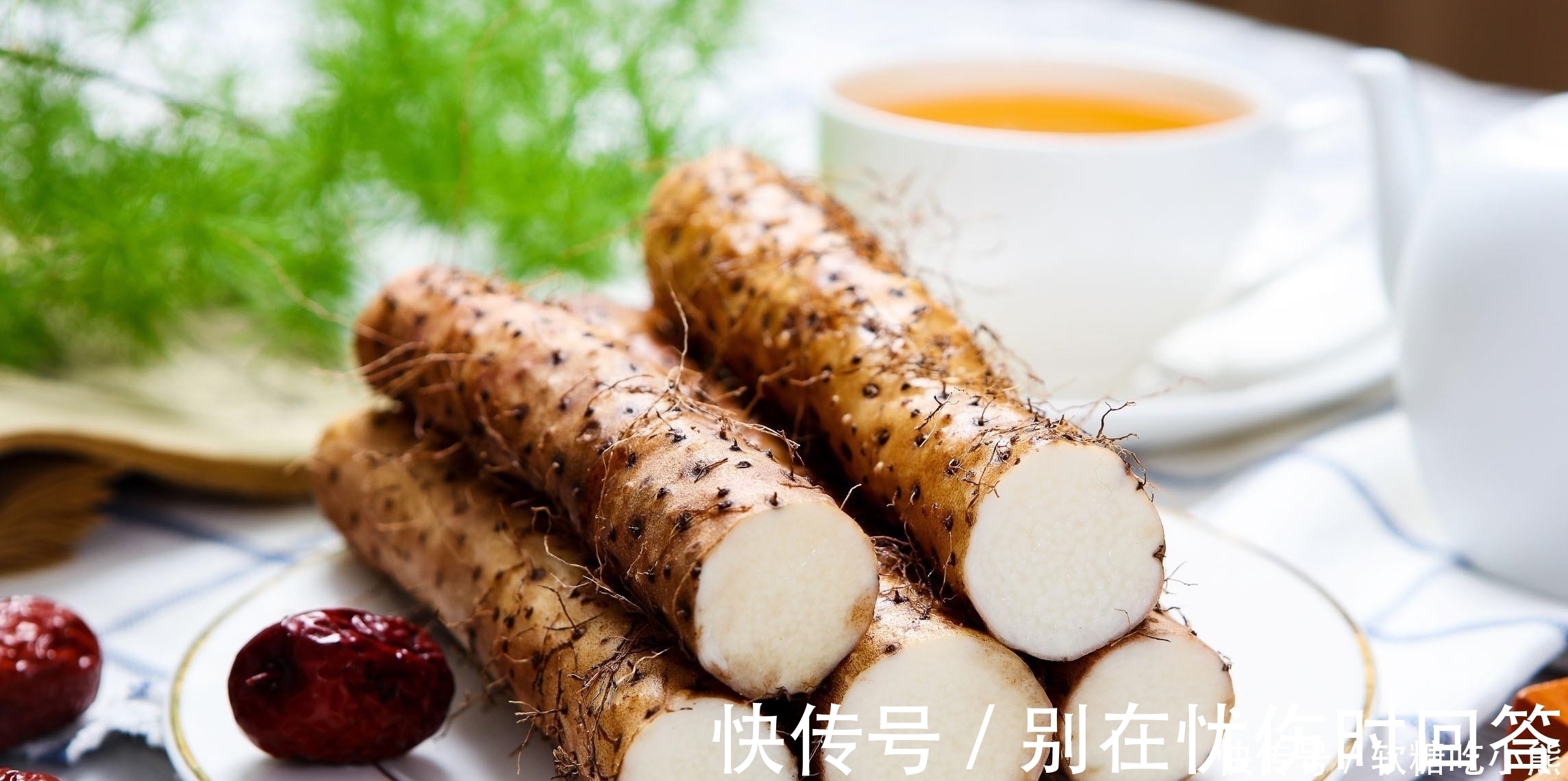 黄芪泡水|黄芪和它“天作之合”,用来泡水喝,血管通畅,肝肾也许笑开颜