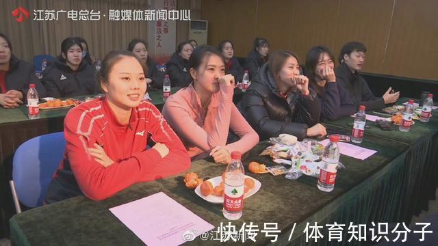 张常宁|既温馨又感动!龚翔宇张常宁为恩师壮行,蔡斌离苏赴中国女排上任