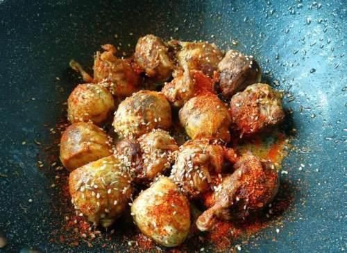 减肥|女生为了减肥,每天只吃鸡蛋,3天后,她的身材会有何等变化