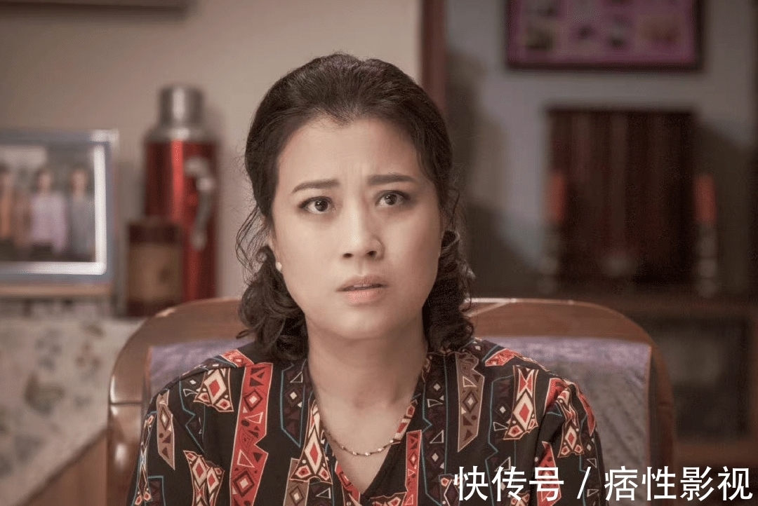 《姐姐》首播收視奪冠,《遠(yuǎn)方的山楂樹》團(tuán)隊打造,央視又拿王炸