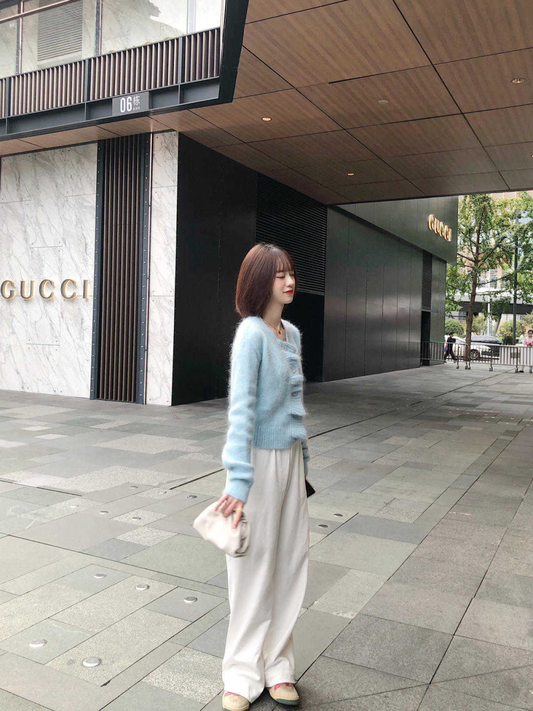 包包|2021秋冬这样穿,简约随性有气质,普通人也很轻松驾驭