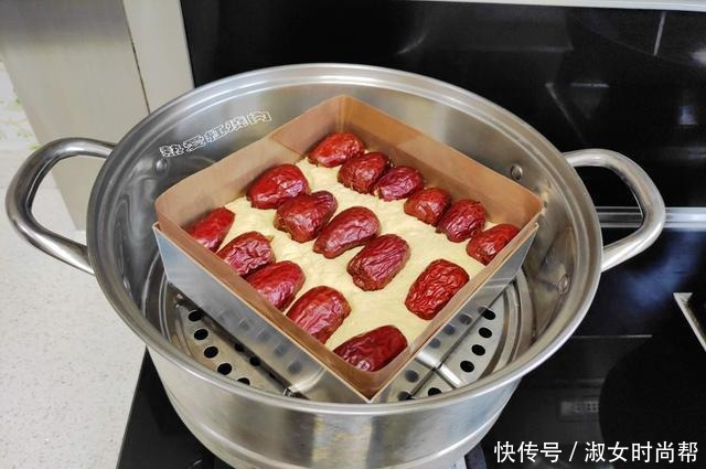 口感|从小就爱吃的大发糕,组织蓬松口感好,照着做保你内部不发粘!