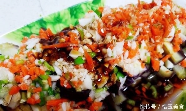 一道“富贵蒸茄子”送给你,不炸不炒,简单好吃又美观?