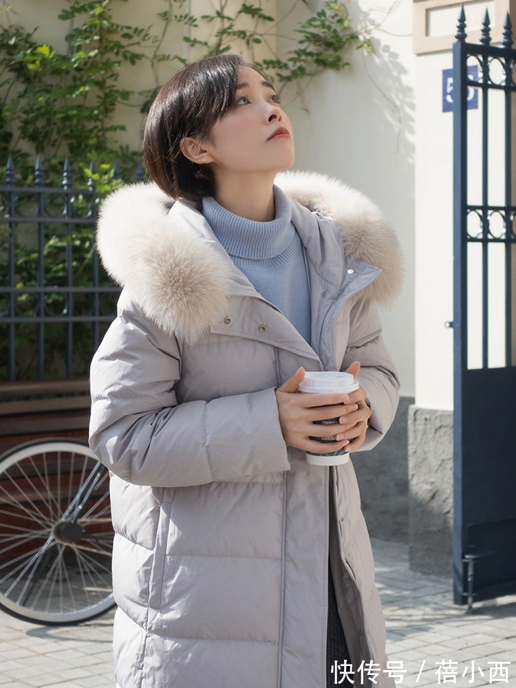 保暖 冬季流行的“面包服”就这么穿,搭配半身裙、阔腿裤,保暖还时髦