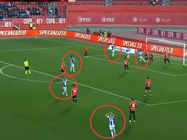 西班牙人|寒心了!武磊错失绝平后,谁注意队友的举动:走吧,没状态还招黑