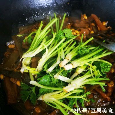  酱萝卜干黄豆的经典做法，不会你就Out了