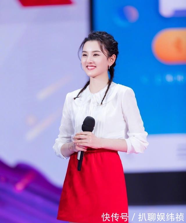 丸子头|马尾辫已经不流行了,今年流行这4种“发型”,简单大方显脸小