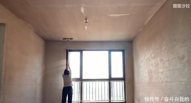 300萬播放,彈幕滿屏“羨慕”,這個90后女護士到底干了啥!