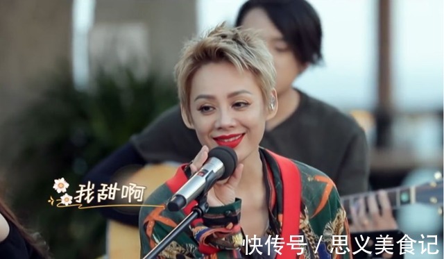 当年蹲在张国立脚边说话,宁静表情谄媚,一旁的章子怡满脸不屑?