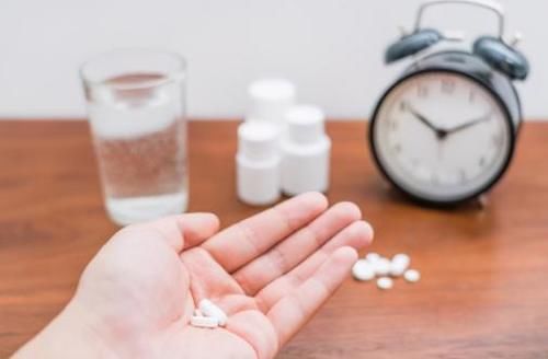 服用降压药|血压150/100，要吃降压药吗？医生：45至59岁的人不妨了解一下