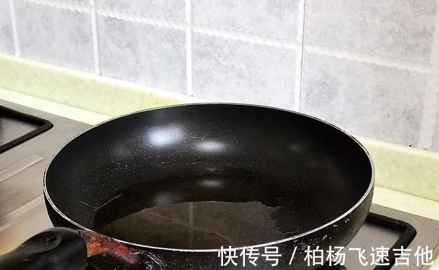 真好吃|红薯跟豆沙的碰撞，做成美味的红薯豆沙饼，香甜软糯真好吃！